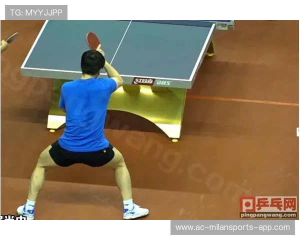 正手挑打教学 乒乓球近台短球进攻技巧,乒乓球正手近台快攻技术动作是在球的中部触球